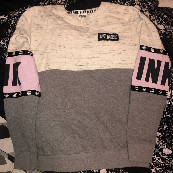 Pink Sweater 💗 - Picture 2 of 2